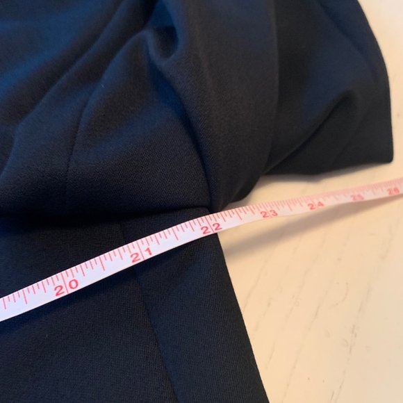 Classic 3-button Black Men's Suit - Picture 13 of 15